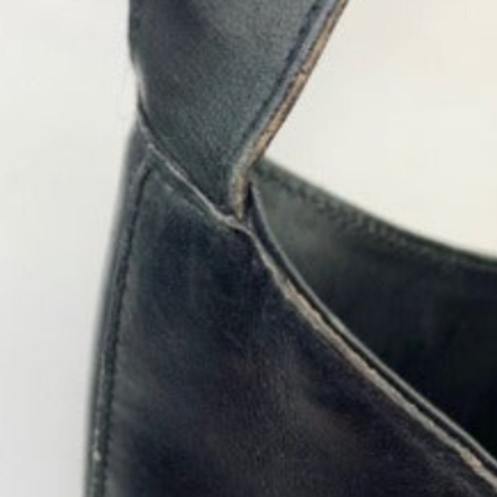🥳HP🥳Gucci Authentic Gucci Vintage Black Leather Tote Gold Zipper Shoulder Bag - Picture 11 of 13
